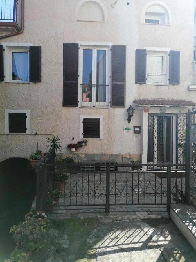 Casa Di Anna Bed & Breakfast Tovo San Giacomo Exterior photo